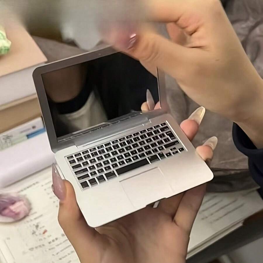 1pc Cute & Creative Mini Computer Shaped Portable Folding Makeup Mirror, Practical And Convenient - Silver - View 1