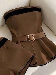 Conjunto de 2 piezas de top bandeau decorado y shorts de moda para mujer - Marrón - Ver 3