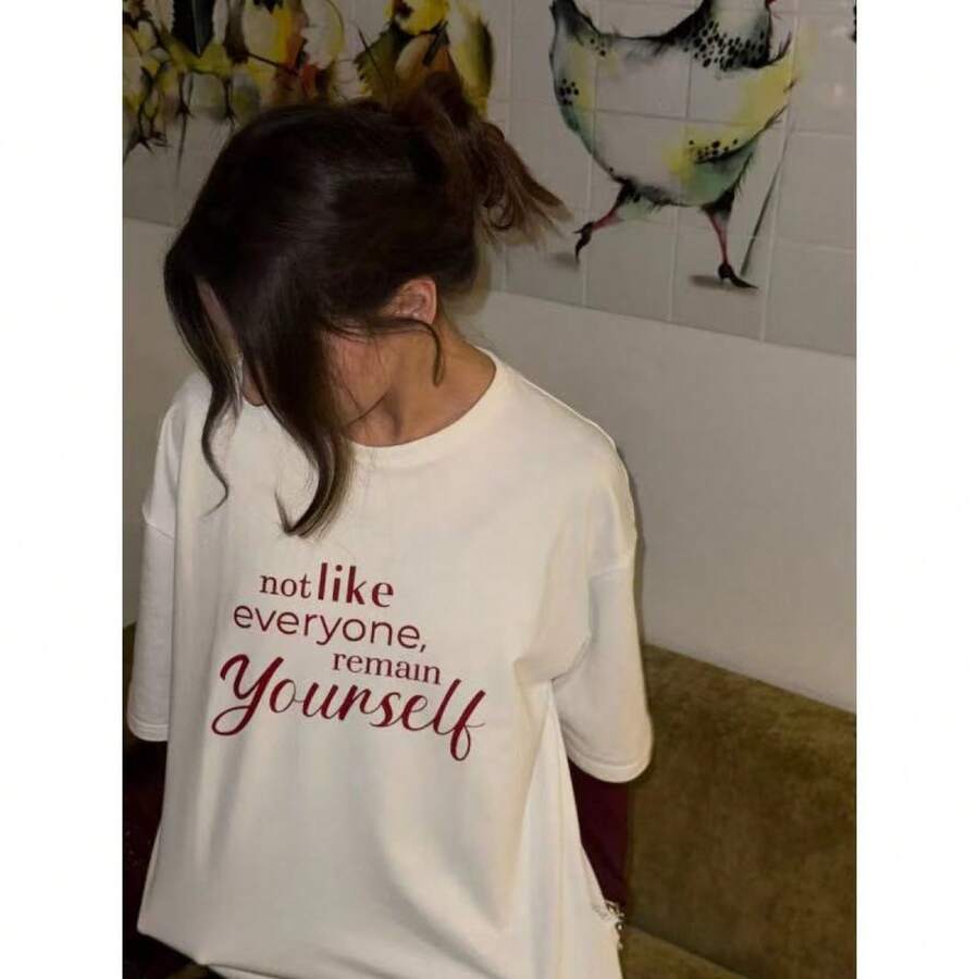 Nueva camiseta de verano casual y sencilla, estilo Hong Kong, con estampado de letras, estilo europeo y americano, de algodón puro, de manga corta, única y elegante. - Negro - Ver 1