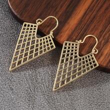 Minimalist Geometric Hollow Women Earrings, Versatile Personalized Party Accessory - Gold - View 3