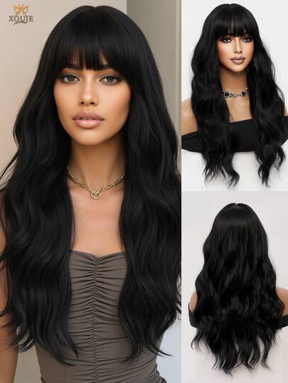 XOUJE 61 cm lång, vågig peruk med lugg, naturlig svart – värmebeständig fiberperuk för kvinnor, naturlig stil, lämplig för vardagsbruk, cosplay, fester och semesterkläder