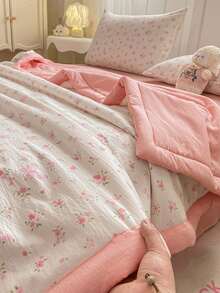 1pc Double-Layer Chiffon Summer Quilt, Dual-Person Air Conditioning Quilt For Dorm, Skin-Friendly Fabric, AB-Version Full Filling Design, Lightweight Soft Breathable Cool And Smooth, Silky Naked Feeling, Moisture-Wicking, Thin Quilt For Summer, Fashionable Printed Blanket, Suitable For Home Bedroom Decor, Wedding Supplies, Valentine's Day Home Decor, Easter Gifts, Mother's Day Gifts, All-Season Use - Pink - View 8