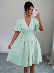 Vestido corto casual y elegante para mujer con cuello en V, mangas con volantes, botones decorativos en el bajo, cintura elástica, adecuado para primavera/verano, ir al trabajo, vacaciones, té de la tarde, fiestas - verde menta - Ver 7