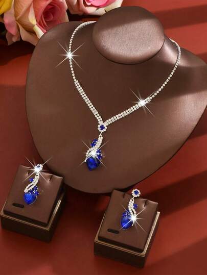Set de joyería de 3 piezas para mujer con collar y aretes con corazón de cristal elegante, adecuado para vestido de novia y atuendo formal