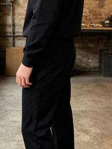 Modern And Stylish Minimalist Slim-Fit Casual Trousers In Solid Colors For Men. - Black - View 3