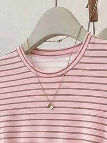 Set de 2 blusas de verano para mujer, camisetas con cintura ceñida, diseño de unicolor, burdeos y negro clásicos, de alta gama, para estudiantes, uso casual diario, adecuado para salir, ir de compras, usar en la oficina - Multicolor - Ver 4