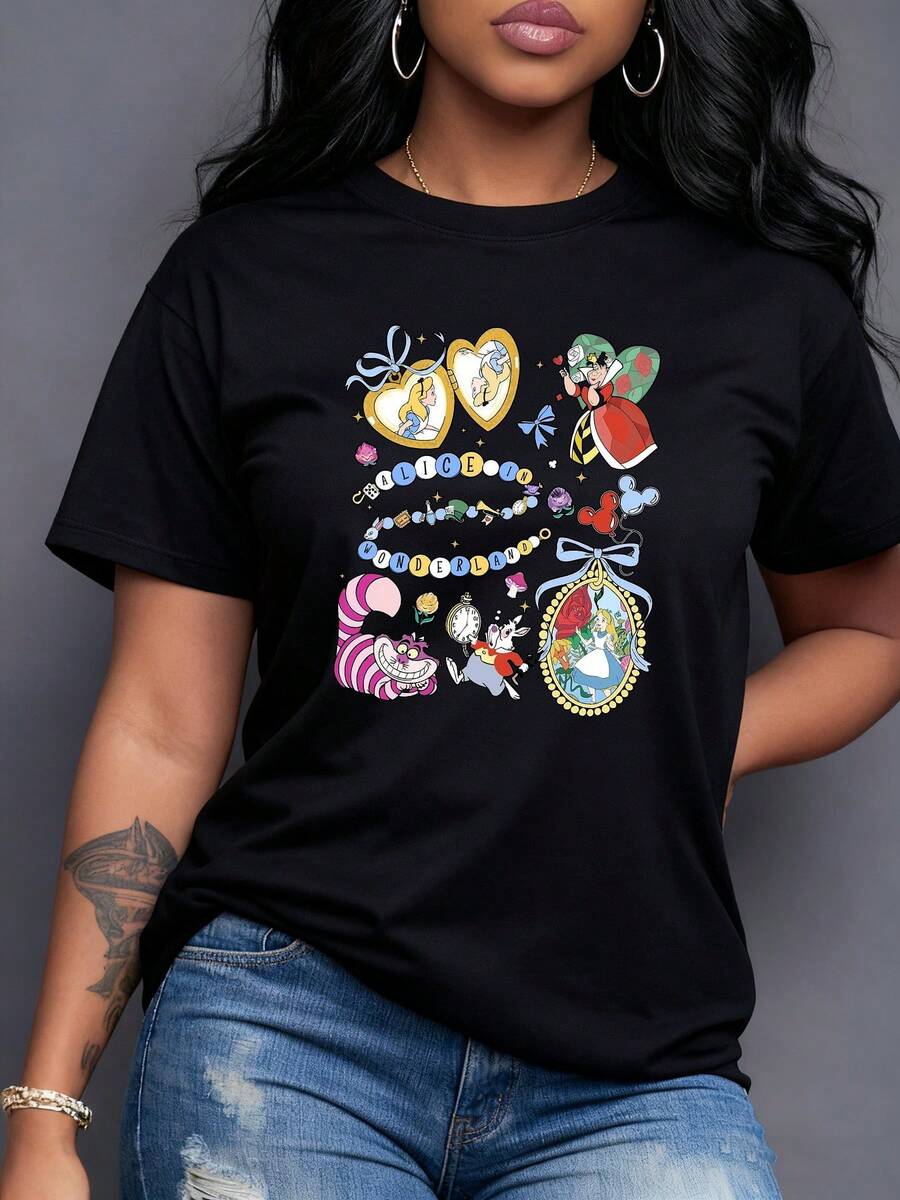 Colorful Motifs Depicting A Magical World With Clocks, Rabbits, Mysterious Smiles, And Hearts That Evoke Fantastic Adventures. Comfortable And Fashionable Casual Short-Sleeved T-Shirt For Women. - 黑色 - 查看 1