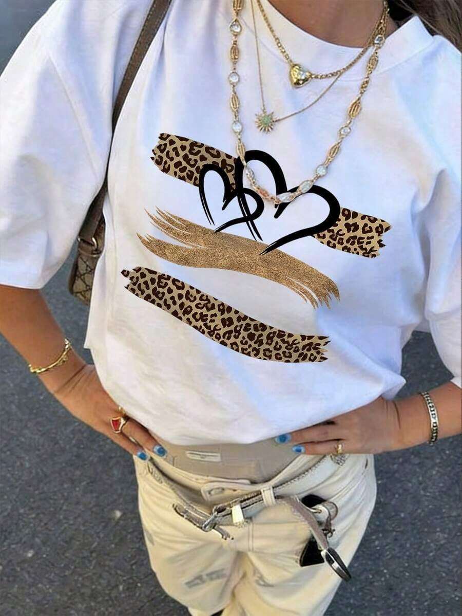 Camiseta Casual de Verano para Mujer con Estampado de Leopardo Vintage y Diseño de Corazón, Cuello Redondo, Manga Corta, Estilo Urbano Vintage, Unisex, Holgada, de Algodón, Camiseta de Manga Corta con Cuello Redondo, blusas para mujer, playeras de mujer, blusas casuales para dama. - Blanco - Ver 1