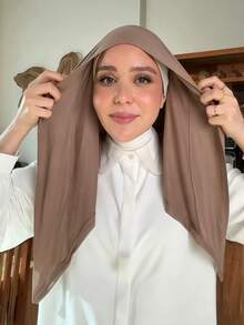 1pc Instant Triangle Hijab, All-In-One Tie-Up Design, Quick Wrap Without Slipping, No Undercap Needed, Suitable For Daily Wear, Prayer, And Outings - Light Khaki - View 2