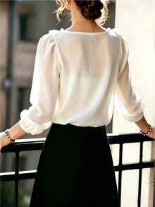 2026 Nueva blusa con cuello cuadrado, botones y volantes delanteros, diseño único y estética transparente para mujeres en color blanco - Blanco - Ver 3