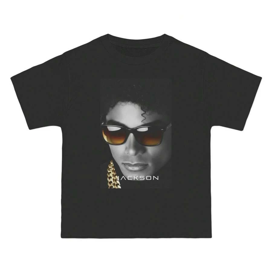Camisa y Camiseta Casual Elegante para Mujer - 1 UnidadCamiseta con retrato de , obra de fan art para amantes de la música, corte holgadoCamisetas Casuales para Mujer: Una colección que incluye camisetas casuales, tops y camisetas ideales para el uso diario.Confeccionadas con tejidos ligeros y transpirables, estas prendas presentan una estética de inspiración vintage, lo que las convierte en una excelente opción tanto para la vida universitaria como para conjuntos cotidianos.Los diseños son encantadores y bonitos, con un corte cómodo y favorecedor.Gracias a su estilo clásico, tejidos suaves al tacto y sensación agradable para la piel, estas prendas poseen un distintivo aire de inspiración mexicana. - Negro - Ver 1