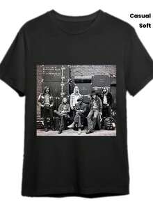 Unisex retro 1971 FillmoreEsteIconoCamiseta de música retro de conciertos, de tela suave, una prenda básica de estilo casual urbano adecuada para todas las estaciones, versátil para cualquier estilo, asequible para el uso diario y un regalo perfecto para fans y amigos.paramujer, camisetasdemujer, blusascasualesparaDama, tops, adecuadoParaFiesta&DiarioDesgaste, PerfectoParaVacaciones&Tiempo de Juego GenialParaFiesta&FamiliaVacaciones - Negro - Ver 1