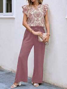 2 piezas Conjunto casual de vacaciones con blusa de mangas de casquillo con cuello en V con estampado floral y pantalones de pierna ancha para mujer - Rosa - Ver 5