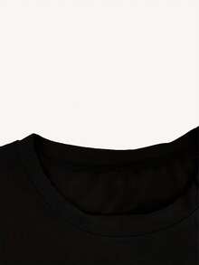 Camiseta de Halloween grande, sudadera gráfica de brujas wiccan con diseño misterioso de "El camino de las brujas" con arte de cartas de tarot, manga corta, cuello redondo, lavable en máquina, ajuste regular para entusiastas de la coven y la brujería, ropa espiritual, tema de Halloween, ilustraciones detalladas. - Negro - Ver 5