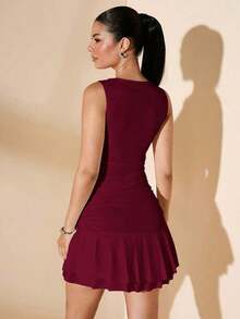 Vestido mini ajustado de mujer de color blanco liso sin mangas con volantes en la cintura y falda acampanada.Vestido de Body entero con capas para el verano, otoño e invierno - Burdeos - Ver 2