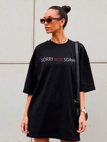 Camiseta de manga corta de algodón puro, holgada, con estampado de letras, estilo retro americano, versátil y elegante, estilo europeo y americano, sin pantalones, para mujer. - Negro - Ver 1
