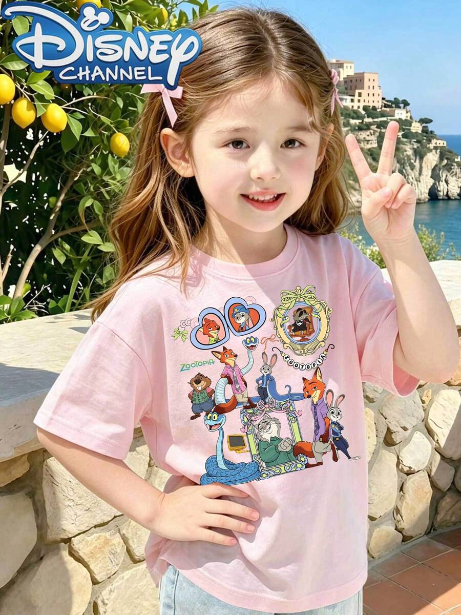 The Zootopia Nick And Judy Printed T-Shirt Is A Cute, Fresh, And Fashionable Disney Girl's Round Neck T-Shirt Made Of 100% Pure Cotton. It Is Ideal For Daily Wear, Holiday Leisure, Outdoor Exploration, School Life, And Shopping Outings, Making It A Must-Have Item For Summer. It Also Makes An Excellent Disney Gift For Both Girls And Boys. - Hồng - Xem 1