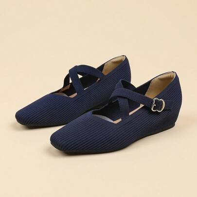 Giày lười nữ mũi vuông, chất liệu dệt kim, thoáng khí, kiểu Mary Jane, quai điều chỉnh khóa, màu trơn, đế độn ẩn, phù hợp với người nhỏ nhắn, có thể mang được mọi mùa.