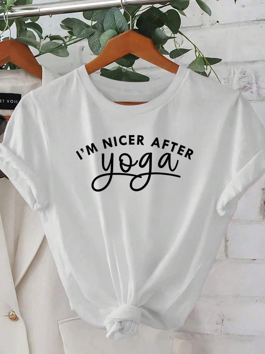 Women's Casual Crew Neck T-Shirt - "I Become Kinder After Yoga" Graphic, Short Sleeve, Regular Length, Machine Washable, Summer Active Top, Casual Activewear | Graphic Print T-Shirt | Easy Care Clothing - 白色 - 查看 1