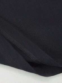 Mano levantando un peque?o corazón representa sinceridad cari?o y energía positiva mostrando la unión entre fuerza masculina y ternura moderna camiseta de hombre talla grande 100% algodón 220g cómoda y casual para uso diario - Negro - Ver 5