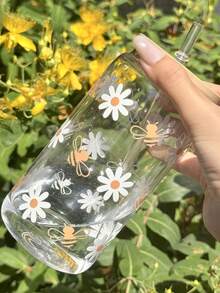Gelas Air Transparan Anti Bocor 16oz dengan Sedotan | Motif Bunga Daisy dan Lebah Kartun yang Lucu | Gelas Perjalanan untuk Kopi Dingin | Termasuk Tutup dan Sedotan | Dicetak dengan Gaya "Kaleng Soda" | Modis dan Menyenangkan untuk Minuman Dingin - MultiWarna - View 4