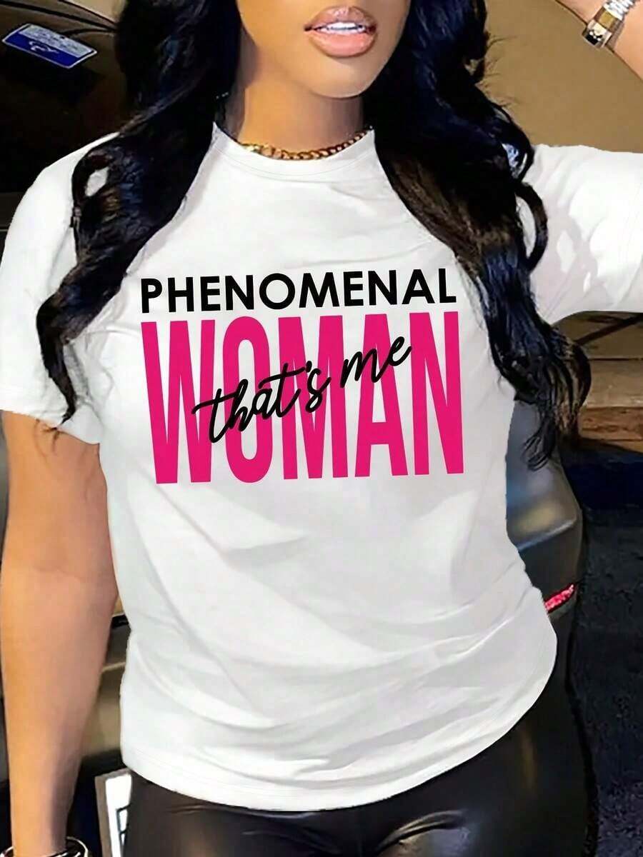 Camiseta de manga corta para mujer con estampado "Phenomenal Woman" - Letras en rosa intenso sobre camiseta blanca de cuello redondo, prenda esencial para el vestuario casual diario, ideal como regalo de empoderamiento para mujeres, camisetas y blusas para damas, ropa de empoderamiento, top con estampado gráfico, camiseta de corte relajado para el verano. - Blanco - Ver 1