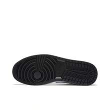 Nike Jordan Air Jordan 1 Light Smoke Grey, A T Rendy Low-Top Retro Basketball Shoe With A Touch Of Dior Style, Unisex. - 553558-030 - View 5