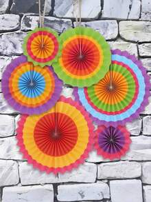 Conjunto de 6 peças de decoração colorida para festas temáticas, incluindo leques de papel para pendurar, com tema mexicano. Inclui discos de papel coloridos para pendurar, leques vibrantes com inspiração no sudoeste americano e muito mais. Ideal para festas mexicanas, cabines de fotos de carnaval, festas na piscina, casamentos de verão e decoração de ambientes. Perfeito para carnaval, formaturas, volta às aulas, Halloween, Dia de Ação de Graças e aniversários. - A - Ver 8