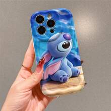 Disney Stitch Phone Case, Official Disney Lilo & Stitch Character Design, Cute Plush Stitch On Wooden Board By The Sea Protective Cover. Compatible With IPhone 17, 16, 15, 14, 13, 12, 11 Pro Series, Featuring A Side-Profile Stitch Sitting On Wood With Ocean Waves In The Background, Perfect For Disney Fans And Stitch Lovers To Showcase Their Favorite Character, Ideal For Birthdays, Holidays, Anniversaries, Graduation Gifts, Or Any Special Occasion To Surprise Family, Friends, Classmates, And Loved Ones. - 白色 - 查看 2