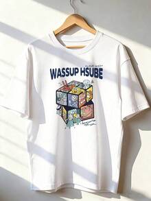 Camiseta de Manga Corta con Diseño de Cubo y Frase Juvenil,Camiseta de manga corta de moda para primavera y verano de 2026, hecha en México, 180 gramos. Estampado de dibujos animados, modelo de pareja, apta para uso interior o exterior. Cuello redondo, unisex, ideal para oficina y ocio. Paquete de una pieza. - WH-P631577SLNDXZGY394 - Ver 1