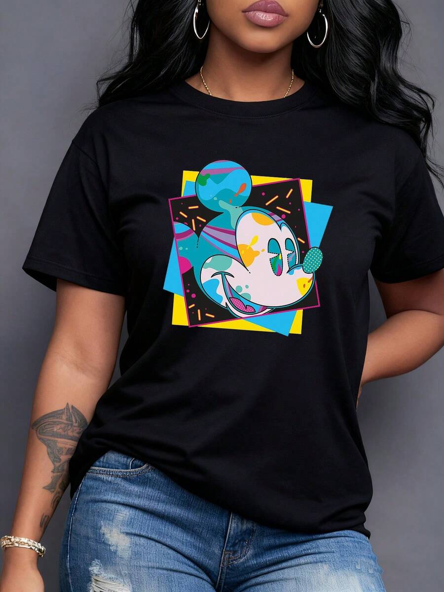 Figura colorida con rostro alegre tipo caricatura que simboliza energía positiva y diversión urbana moderna camiseta para mujer cómoda y llamativa para atuendos casuales y originales - Negro - Ver 1
