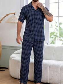 Set pigiama casual da uomo a 2 pezzi con camicia a maniche corte e pantaloni a stampa quadri, abbigliamento comodo per la casa, adatto per primavera/estate - Multicolore - Visualizzare 5