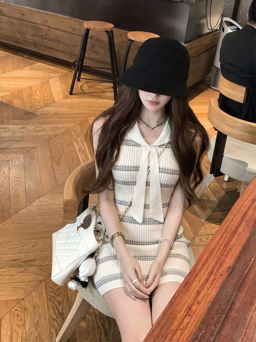 Vestido mini de punto a rayas sin mangas con cuello marinero, cintura ceñida para un efecto estilizante, popular para primavera/verano - Albaricoque - Ver 1