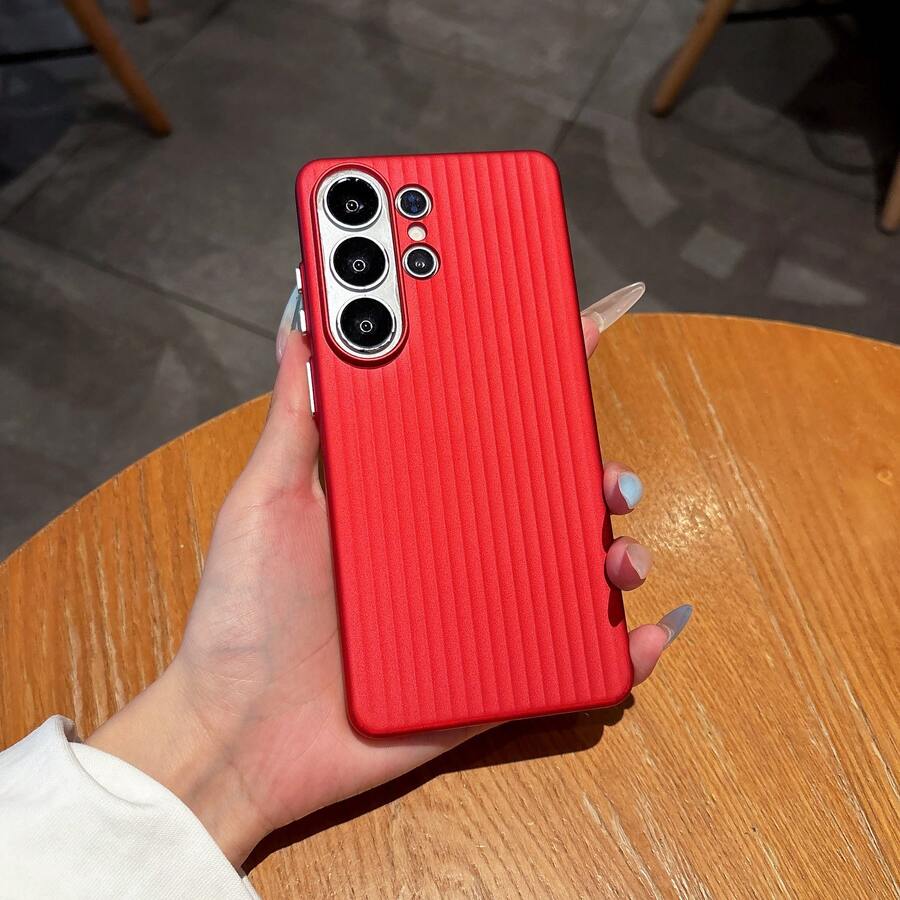 适用于三星 S26 Ultra S25 Ultra S24 Ultra S23 Ultra S26 S26 Plus S25 S24 S23 的瓦楞金属漆旅行箱设计 PC 硬壳金属按键设计手机壳