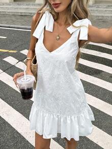 Vestido corto de verano para mujer con escote en V profundo, sin mangas, estampado floral, dobladillo con volantes, espalda suelta y ajuste A, ideal para vacaciones, vestido de invitada de boda, ropa de verano y primavera - Blanco - Ver 6