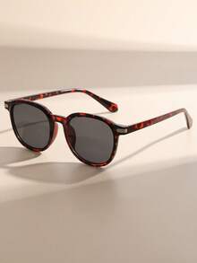 1 Pair Unisex Round Sunglasses, Metal Hinged, Versatile Fashion, Suitable For Streetwear, Travel, Sports, Driving, Festivals, Outdoor Activities, Summer Accessories, Vacation, Family Outings, Golf, Hiking, Elegant Attire, Streetwear Accessories, Sports - Leopard Print Gray Flakes - View 2