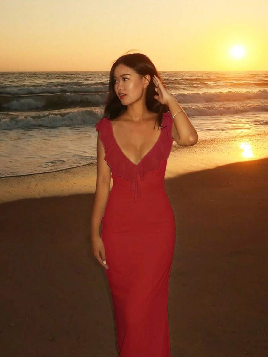 Fashionable Fitted Dress For Women With Sexy Ruffles And Laces - Red - View 1