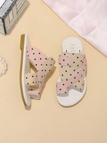 1 đôi dép sandal đi biển trẻ em size nhỏ màu hồng chấm bi phối mảng màu, chất liệu PU may mềm mại thoải mái, mũi tròn, thiết kế xỏ chân, đế mềm chống trượt, dép bệt phong cách resort thời trang dễ thương, phù hợp đi thường ngày, tiệc bãi biển, hàng mới về xuân/hè - Hồng - Xem 5