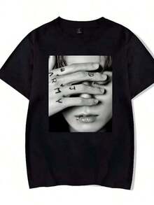 Latest Camiseta de moda para mujerCamiseta Vintage, Camiseta Gráfica de Jungkook, Camisetas Oversized, Camiseta Gótica para Hombre, Estética , Moda Gótica, Ropa Urbana, Atuendo para el Día de San Valentín,Top de manga corta para verano,blusas para mujer,La elección perfecta para tus atuendos de San Valentín,playeras niño,Camiseta para aficionados de la Copa de Fútbol,playeras de mujer - Negro - Ver 1