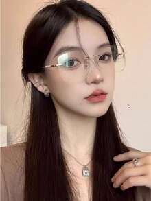 1 chiếc kính không gọng thời trang mới, độ nét cao, được thiết kế đặc biệt dành cho nữ giới. - Trong sáng - Xem 5