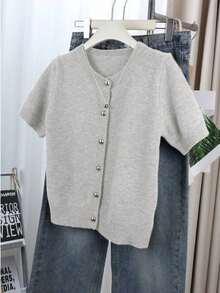 Cárdigan de botones gris para mujer - Cárdigan casual y de moda de manga corta, elástico, silueta en forma de H, adecuado para primavera y verano, diseño con detalle de punto acanalado, cierre de botones, tela transpirable, estilo cárdigan, artículo esencial de primavera/verano - Gris Claro - Ver 1