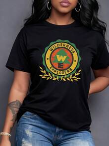 Circular Symbol With Green Tree And Lettering That Evokes Adventure, Exploration And Natural Connection, Inspiring Freedom In Wild Landscapes. Comfortable And Modern Women's T-Shirt - 黑色 - 查看 6