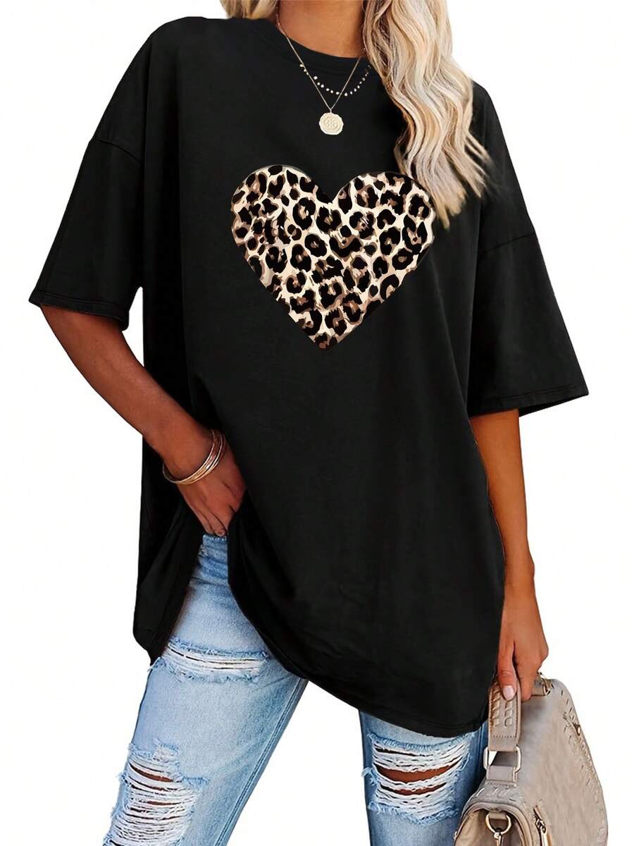 Top casual de manga corta con estampado de San Valentín, cuello redondo y corte holgado, para verano y primavera, ropa de talla grande para mujer. - Negro - Ver 1