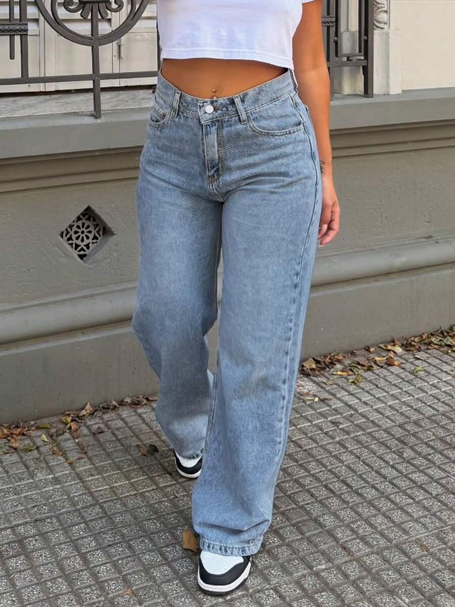 Jeans rectos de pierna suelta con bolsillo en diagonal de unicolor para mujer - Lavado ligero - Ver 1