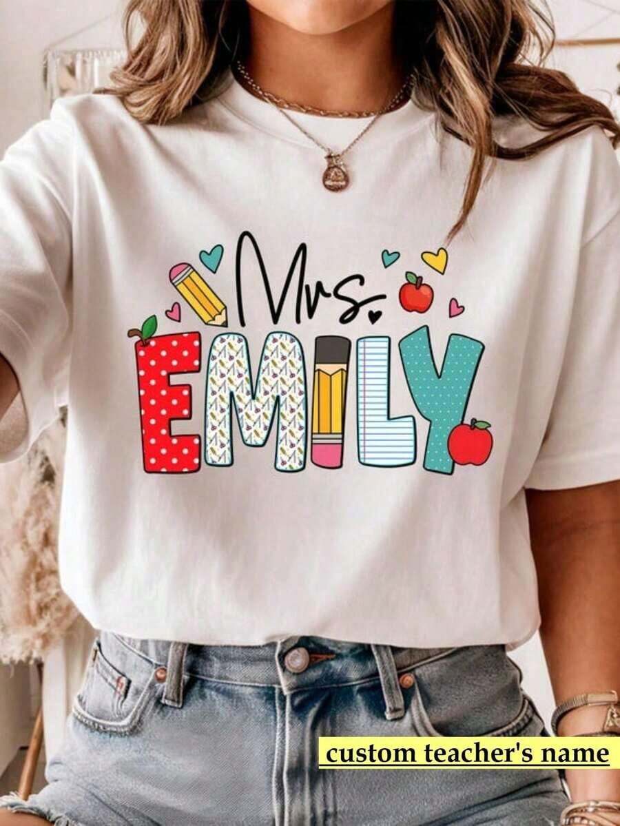 Personalized Teacher T-Shirt, T-Shirt With Teacher's Name, Personalized Teacher Gifts, Teacher Appreciation Gifts, Back To School T-Shirt, Teacher Gift - 白色 - 查看 1