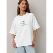 Camiseta de manga corta 100% algodón, estilo europeo y americano 2025, casual, sencilla, con estampado artístico de letras estilo dopamina, corte ajustado. - Negro - Ver 7