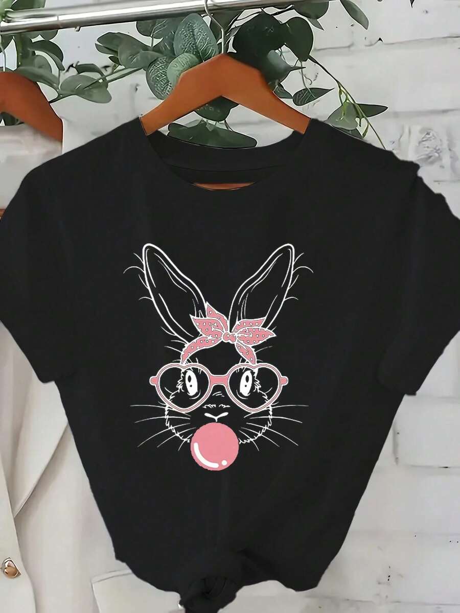 Camiseta Oversize para Mujer con Estampado de Conejo de Dibujos Animados - Negra con Gafas Rosas y Lazo, Cuello Redondo, Manga Corta, Ajuste Holgado, Lavable a Máquina para Primavera/Verano - Oscuro - Ver 1