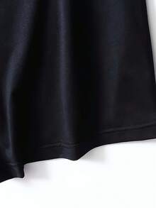 Women's Short-Sleeved Top With Front And Back Panels, Orchid Print On A Black Background, Round Neck, Casual Style - Women's Clothing, Comfortable Fit, Classic Design - 黑色 - 查看 6