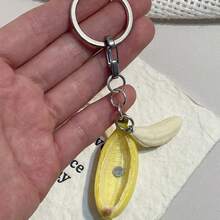 1 pieza Llavero creativo con diseño 3D de plátano pelado realista, accesorio colgante con forma de fruta - Ver 3