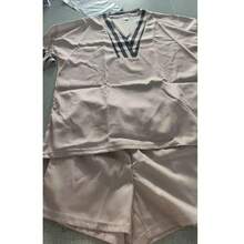 (Free Shipping)A Relaxed Two-Piece Summer Outfit For Women In A French Style – Featuring A Greek-Inspired V-Neck Top With Wide Sleeves And High-Waisted Shorts, Perfect For Casual Elegance And Comfort At The Beach - 米色 - 查看 6